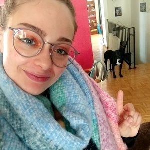 Meet your Posher, Andi